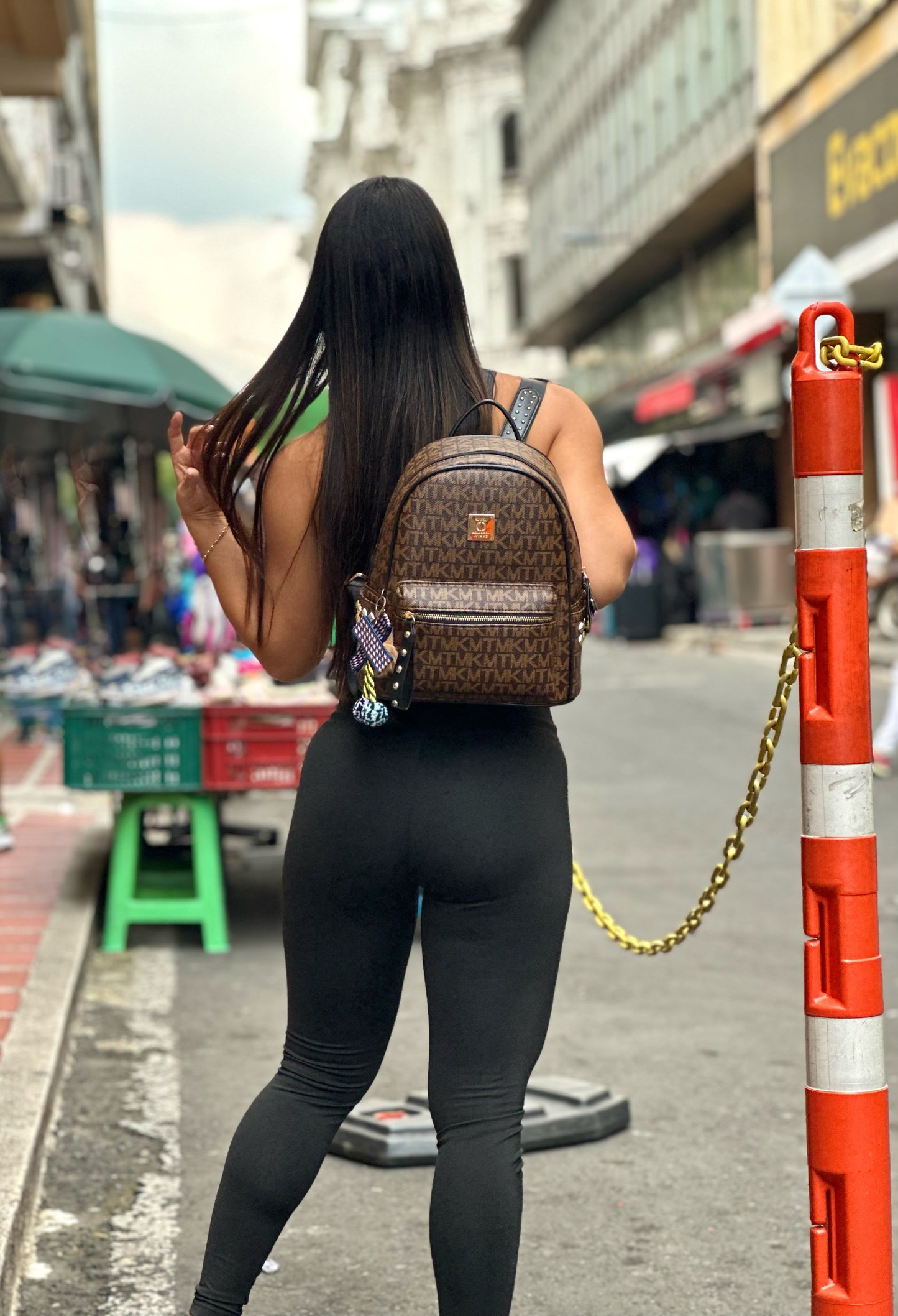 MORRAL MEDIANO CON LLAVERO®️